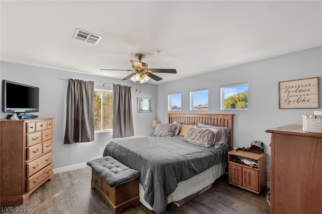 3217 Inlet Bay Avenue