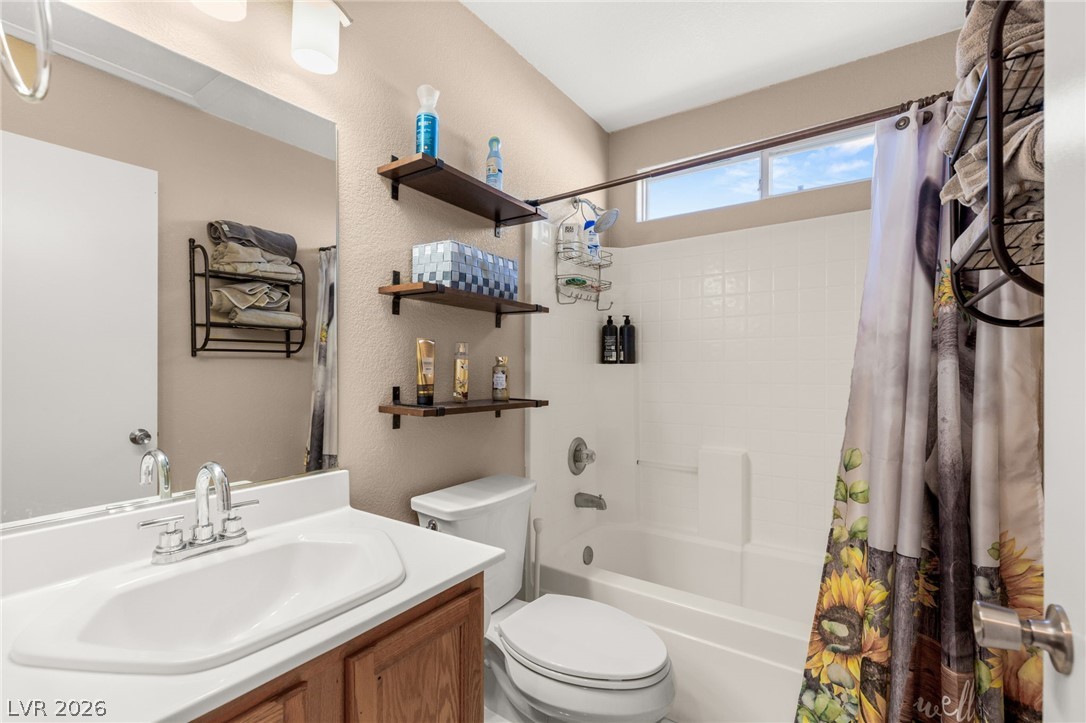 3217 Inlet Bay Avenue