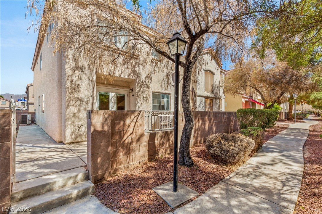 3217 Inlet Bay Avenue