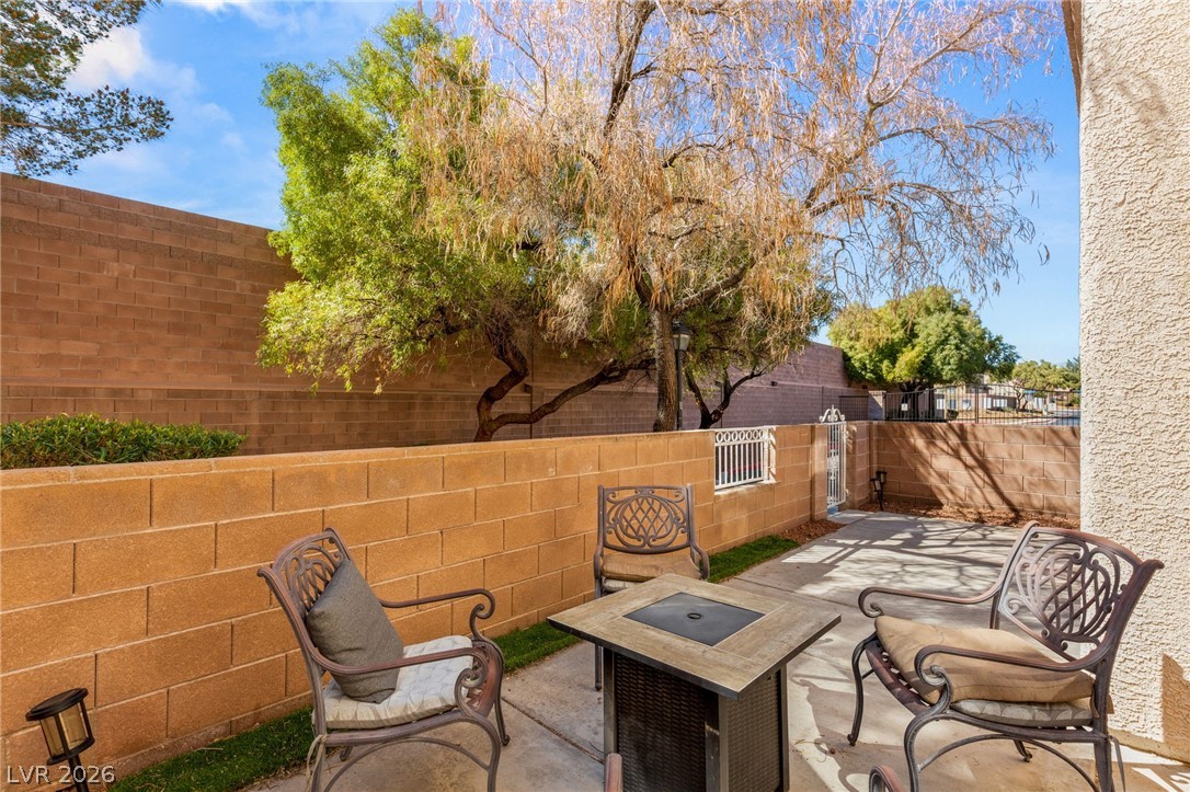 3217 Inlet Bay Avenue