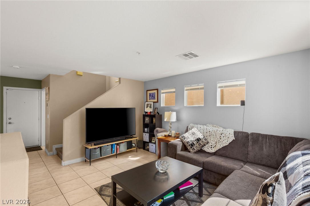 3217 Inlet Bay Avenue