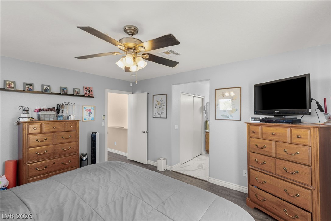 3217 Inlet Bay Avenue