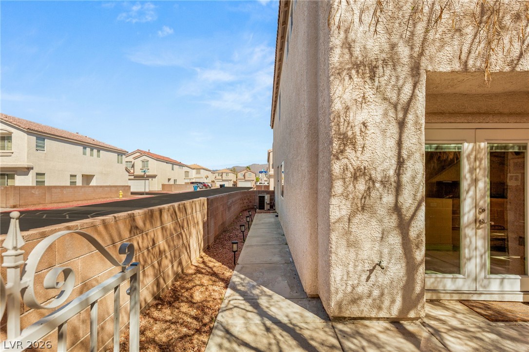 3217 Inlet Bay Avenue