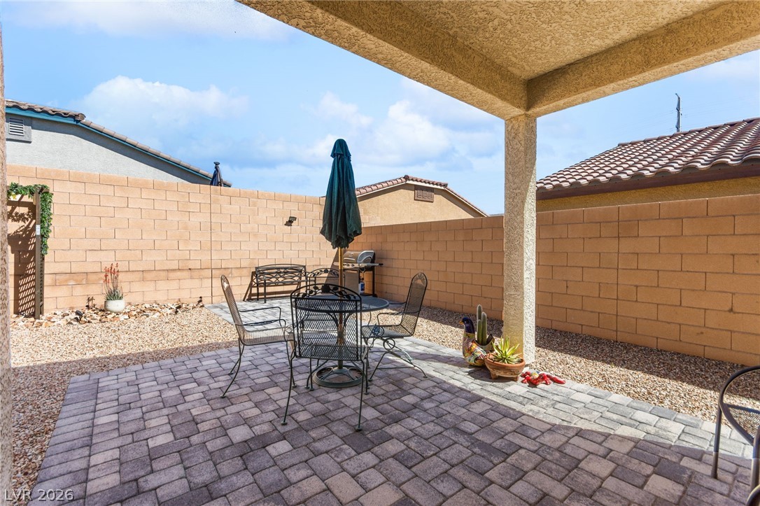 10932 Stone Crossing Avenue