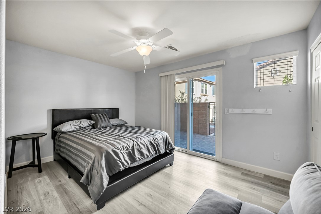 1525 Spiced Wine Avenue 24104