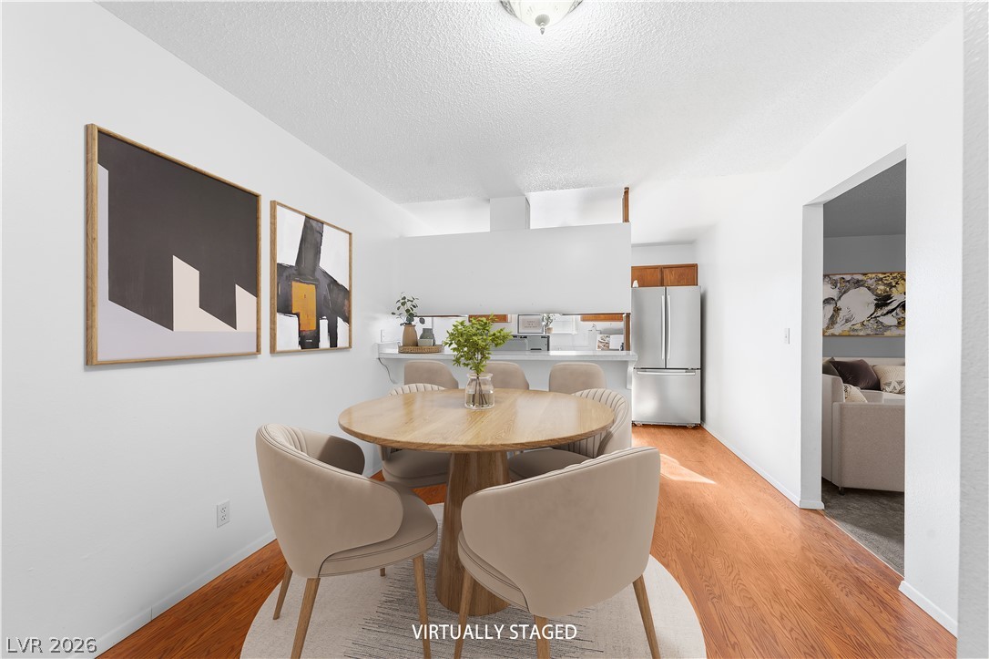 6208 Cromwell Avenue