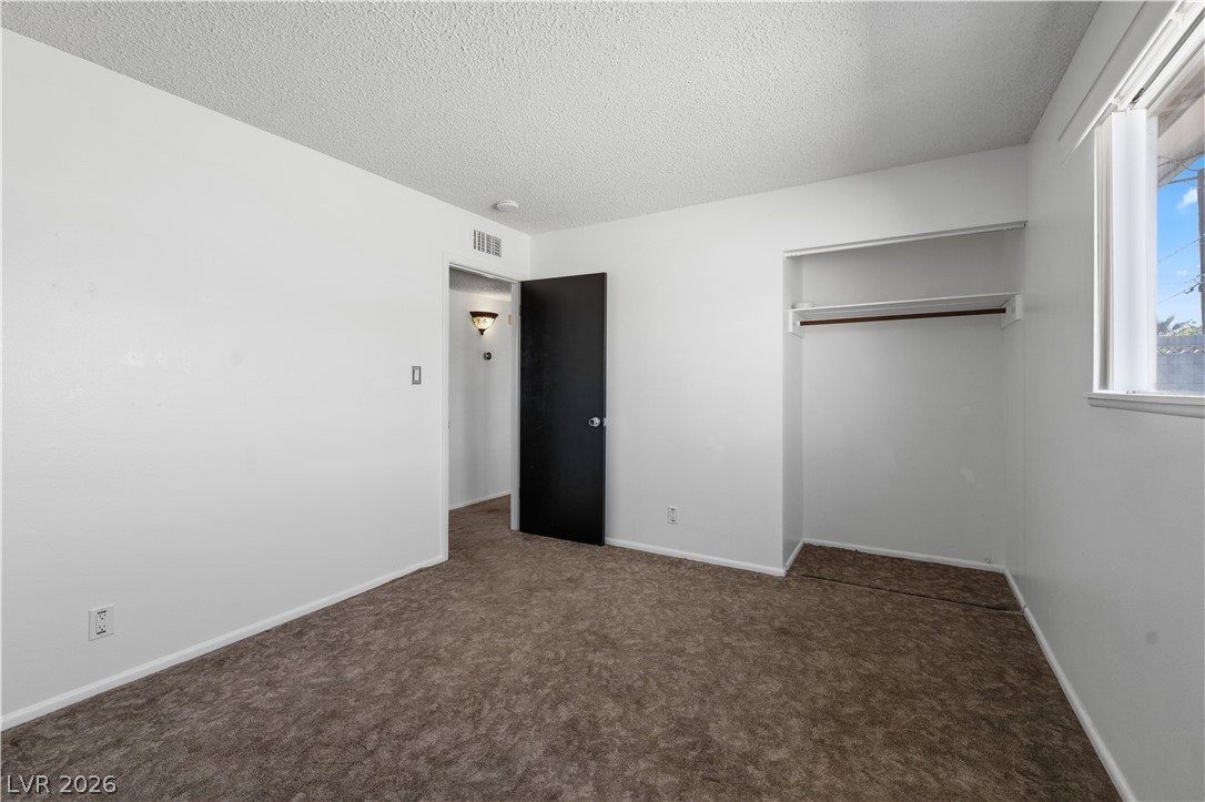 6208 Cromwell Avenue