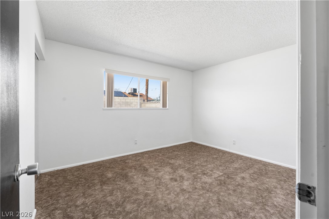 6208 Cromwell Avenue