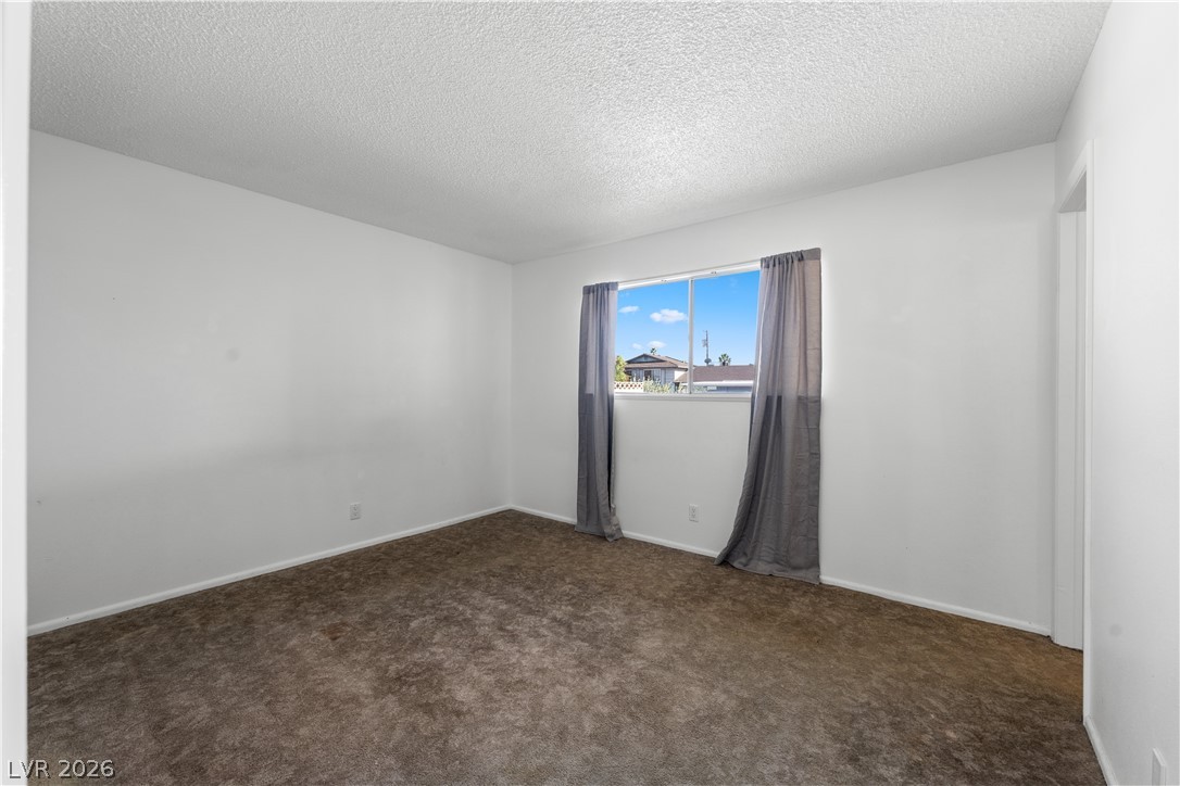 6208 Cromwell Avenue