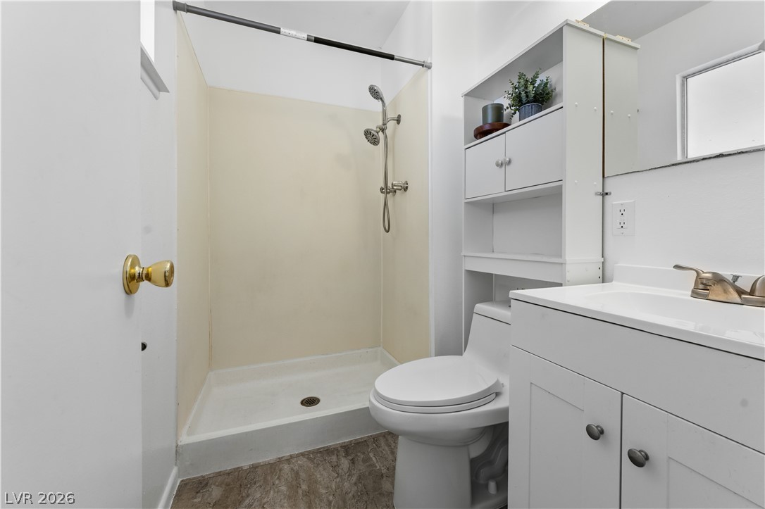 6208 Cromwell Avenue