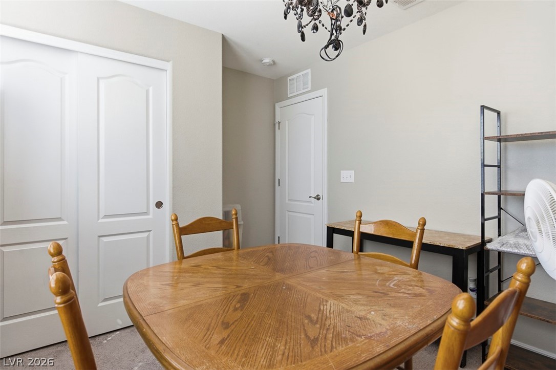 3882 East Chaffe Avenue