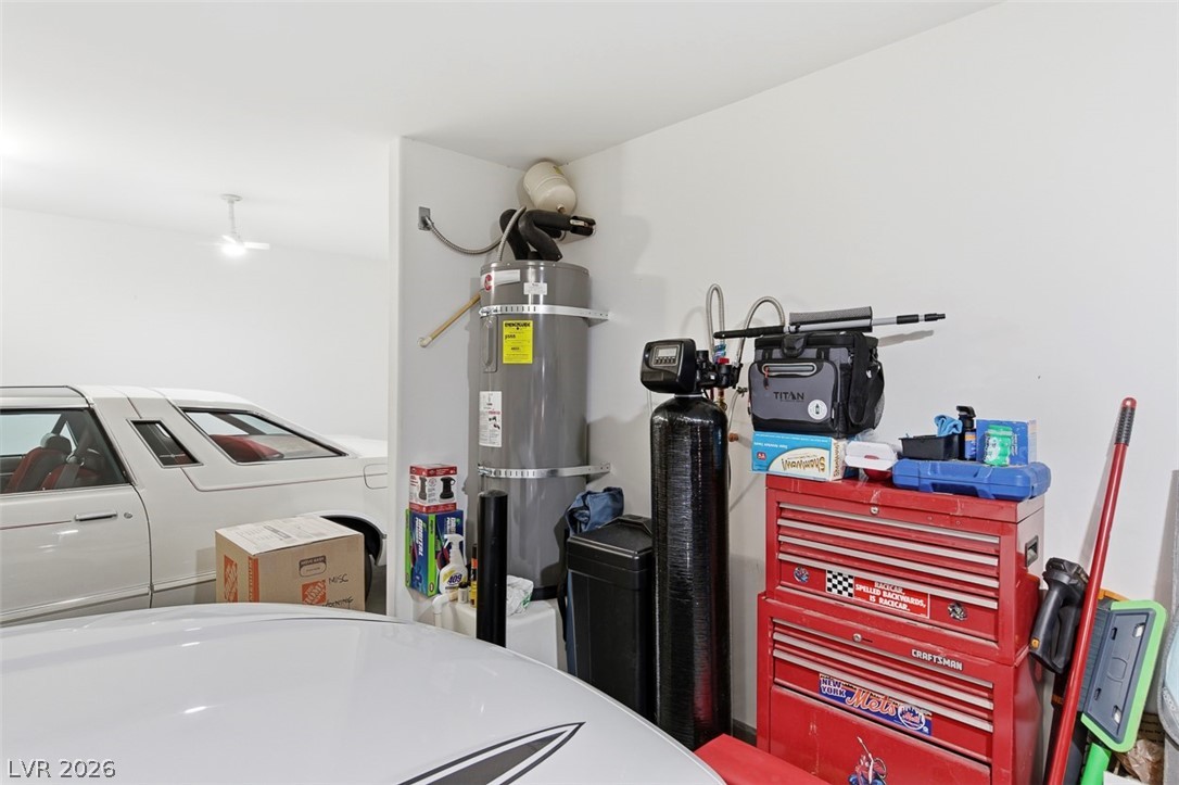 3882 East Chaffe Avenue