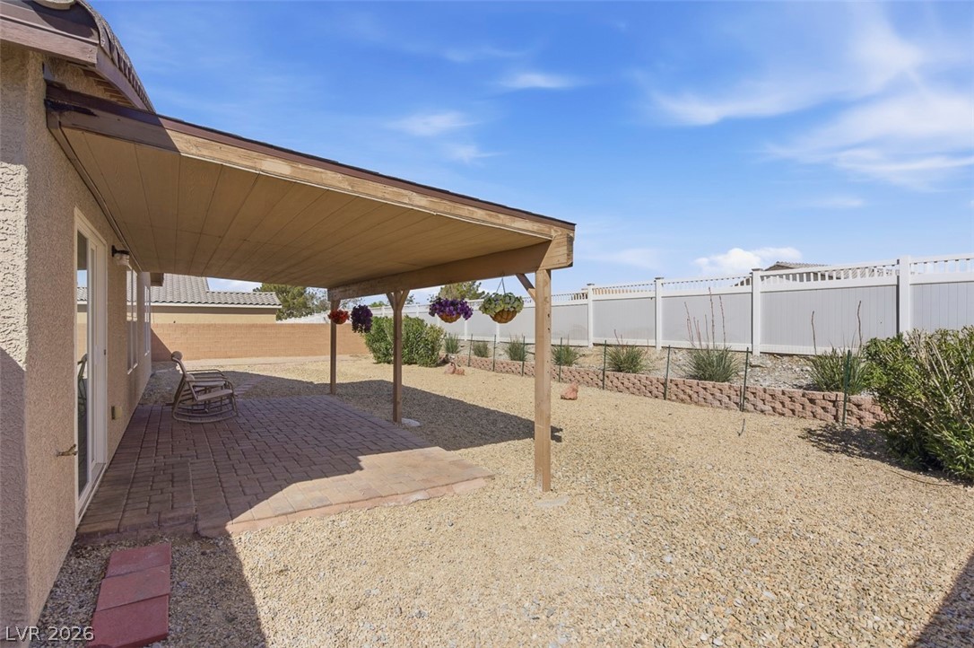 3882 East Chaffe Avenue