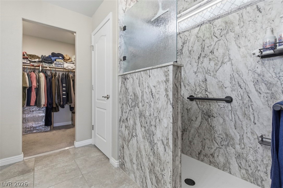 3882 East Chaffe Avenue