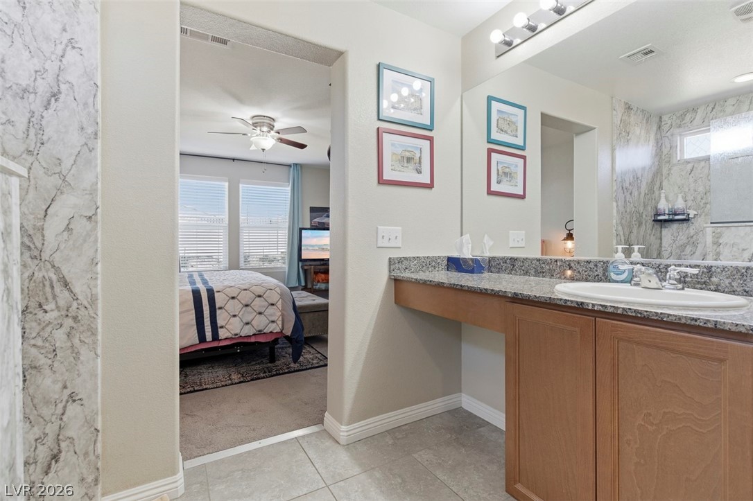 3882 East Chaffe Avenue