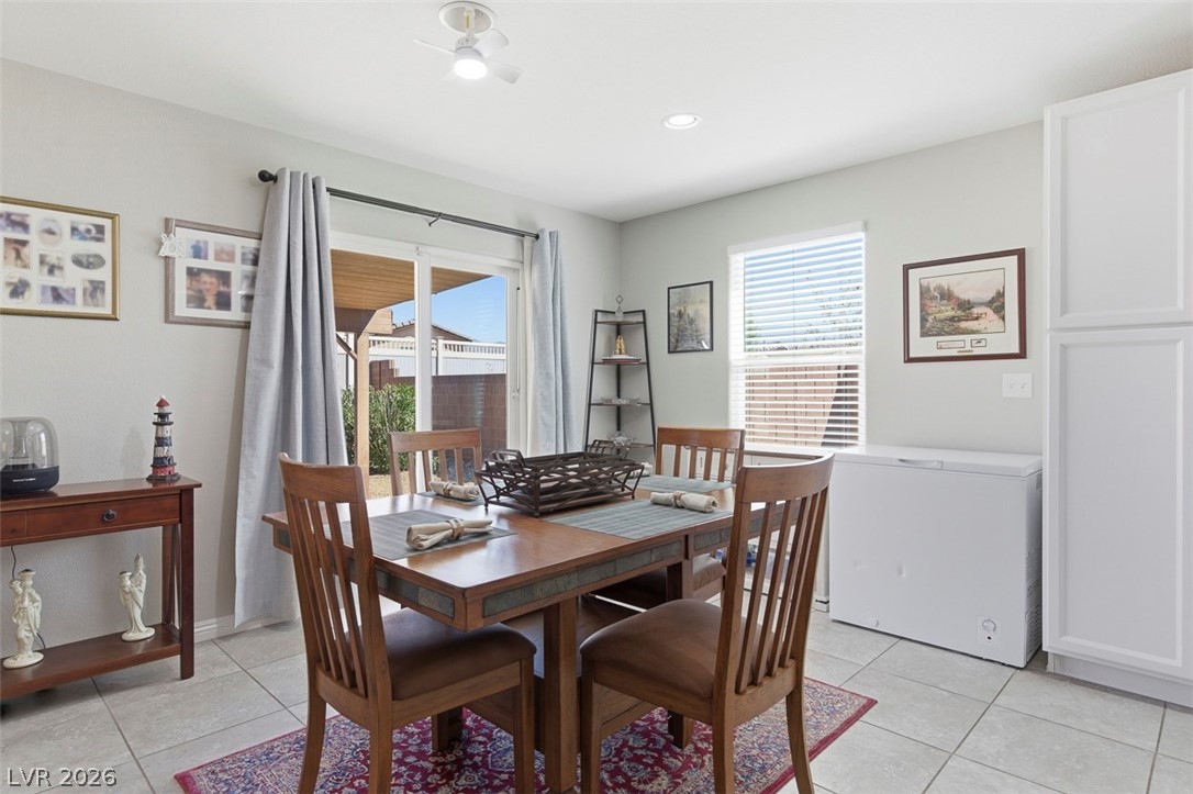 3882 East Chaffe Avenue