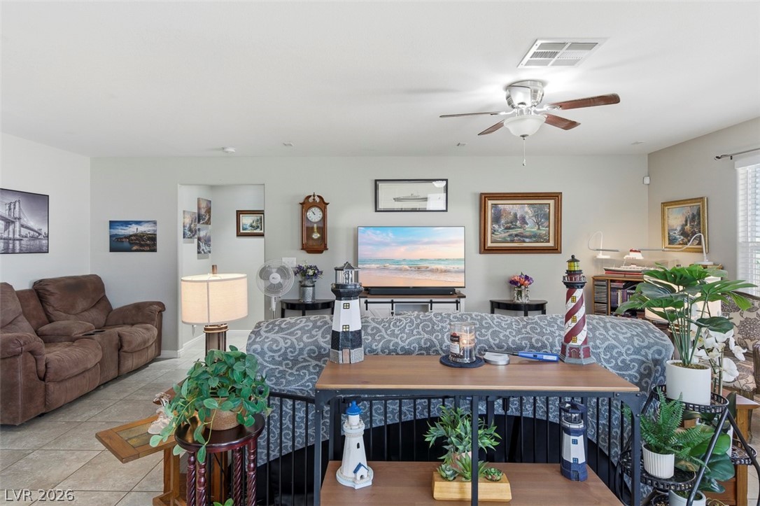 3882 East Chaffe Avenue