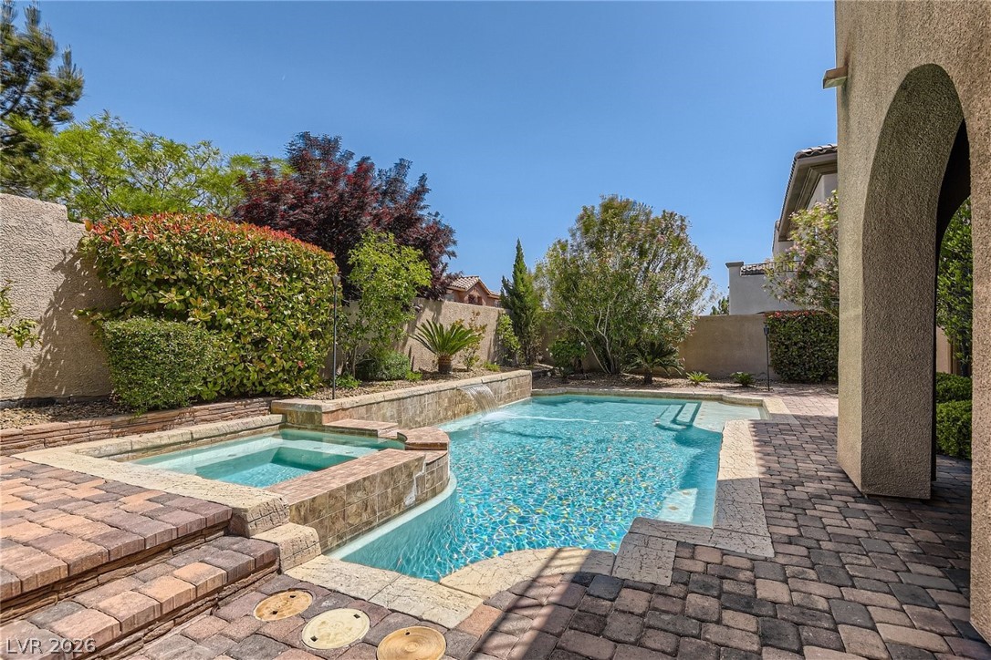 552 PUENTA DEL REY Street