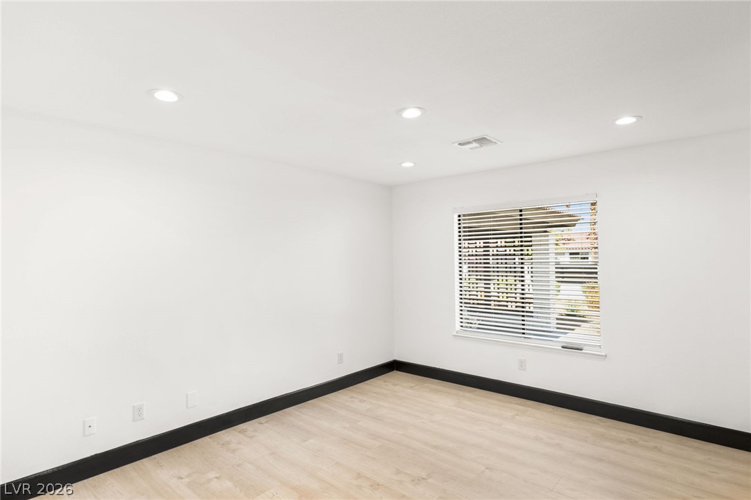 2840 Duneville Street