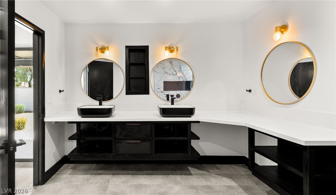 2840 Duneville Street