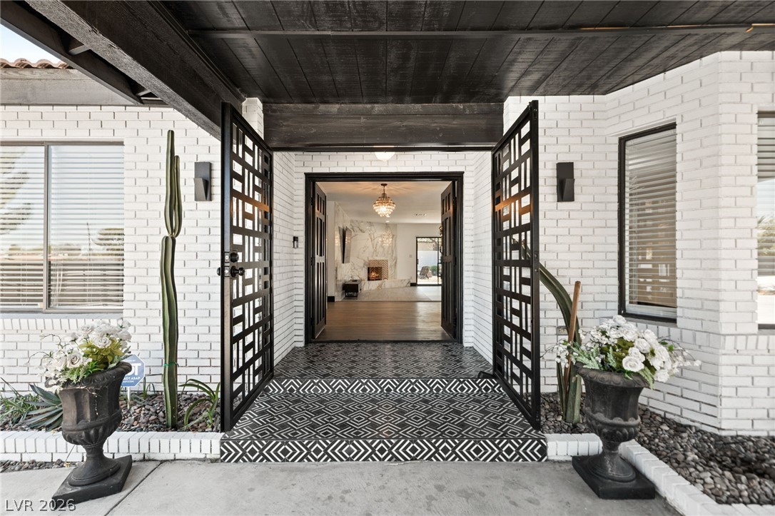 2840 Duneville Street