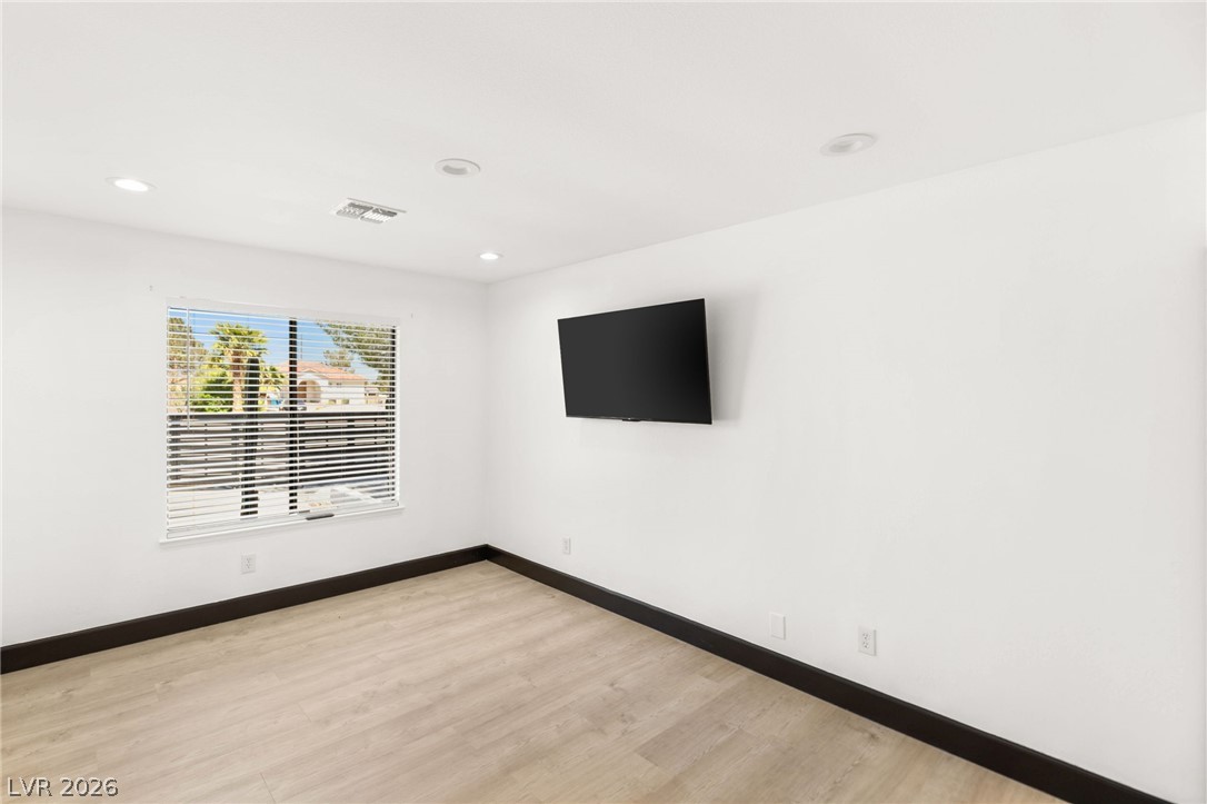 2840 Duneville Street