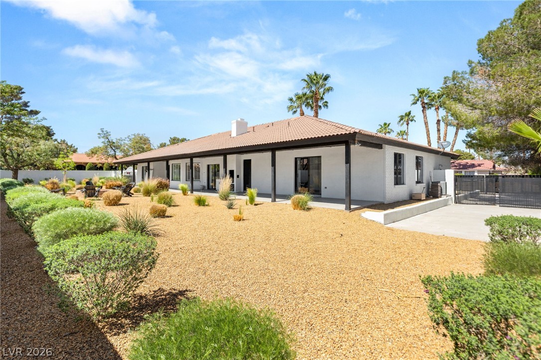 2840 Duneville Street