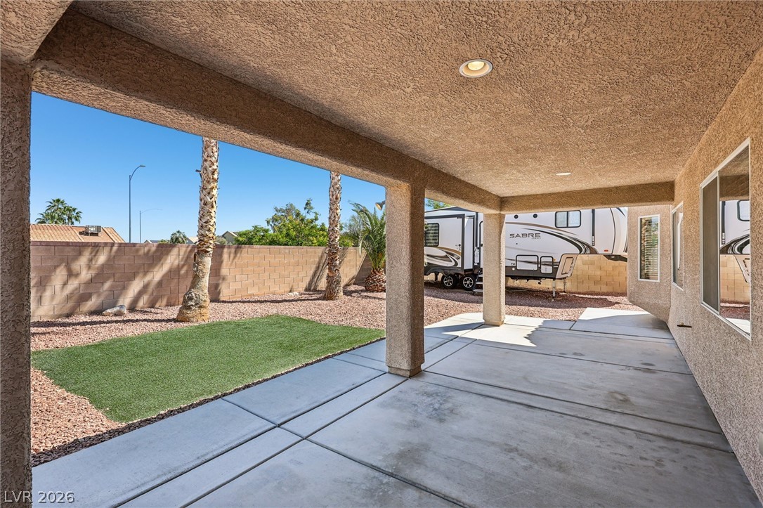 5002 Mirage Garden Street