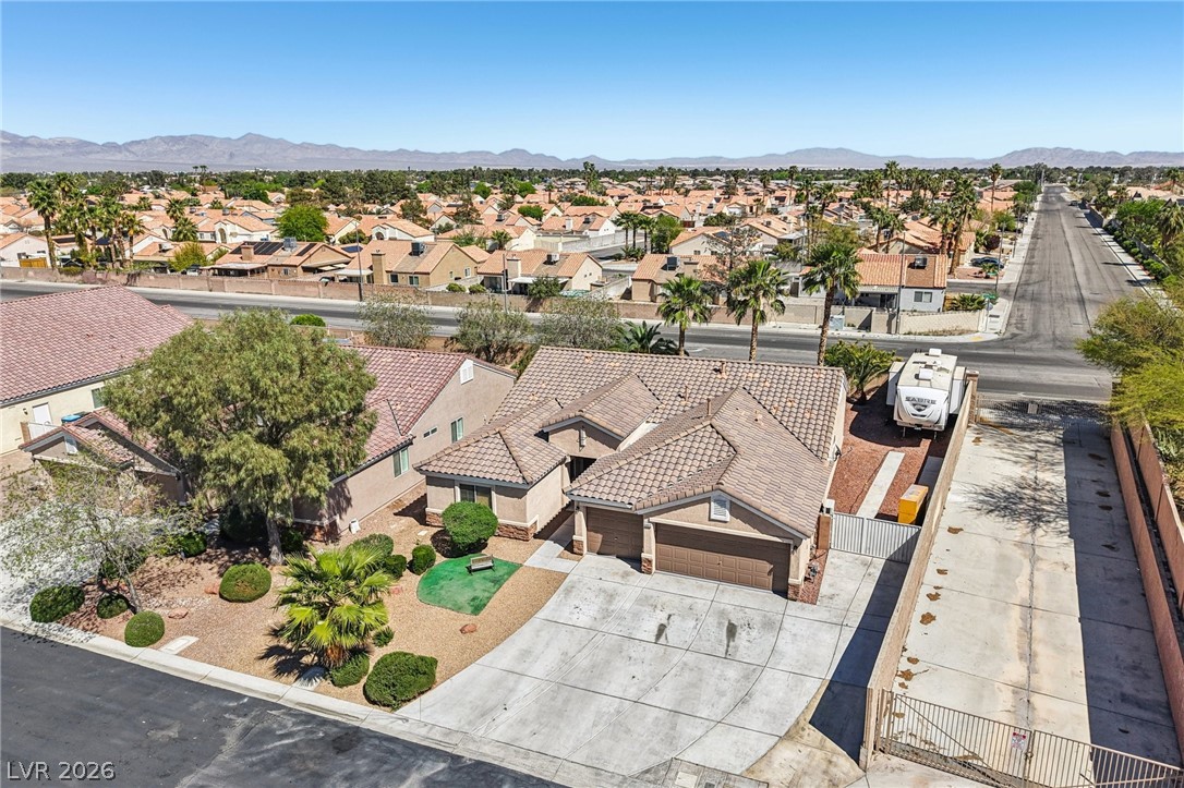 5002 Mirage Garden Street