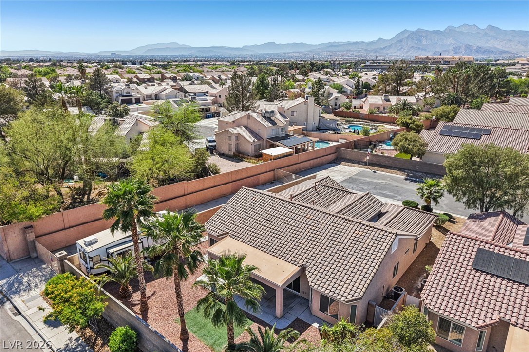 5002 Mirage Garden Street