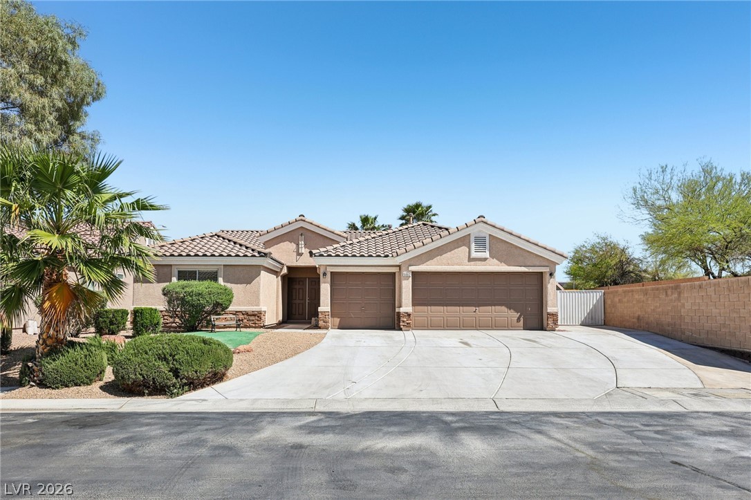 5002 Mirage Garden Street