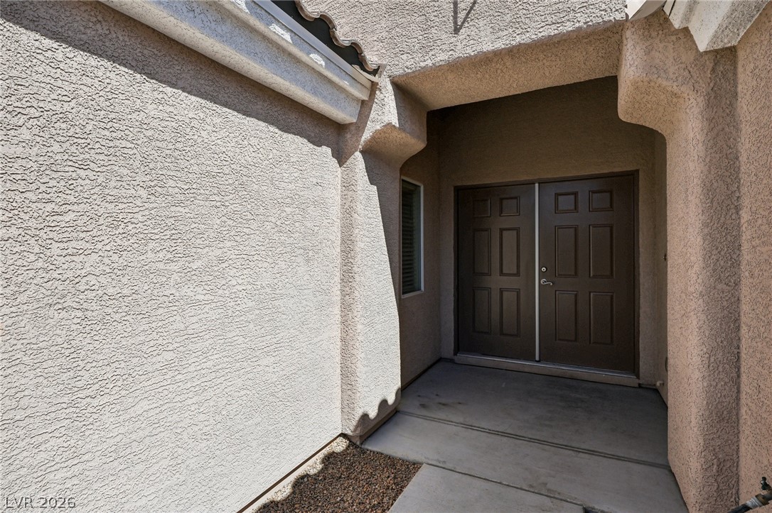 5002 Mirage Garden Street