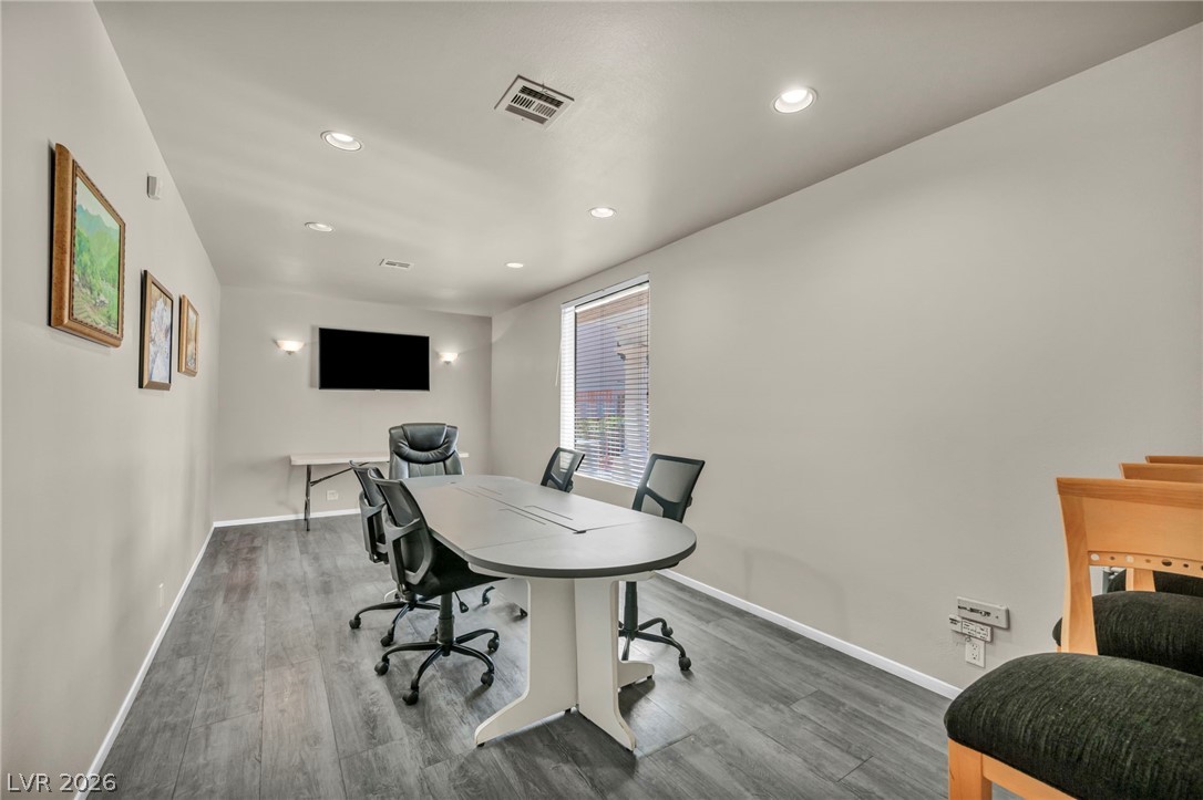 7803 Ravenhollow Lane