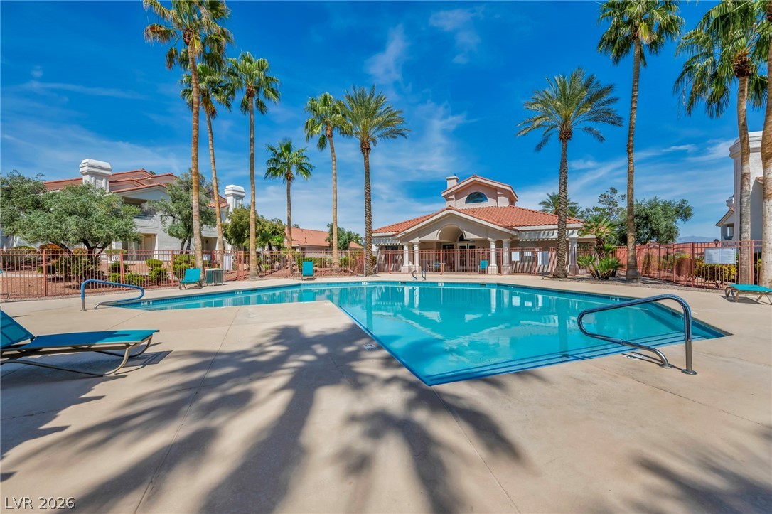 7803 Ravenhollow Lane