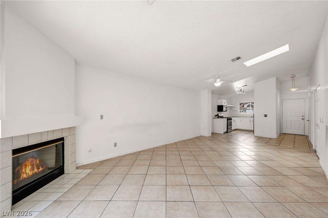 7803 Ravenhollow Lane