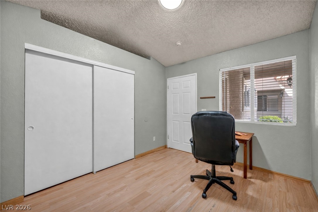 7803 Ravenhollow Lane