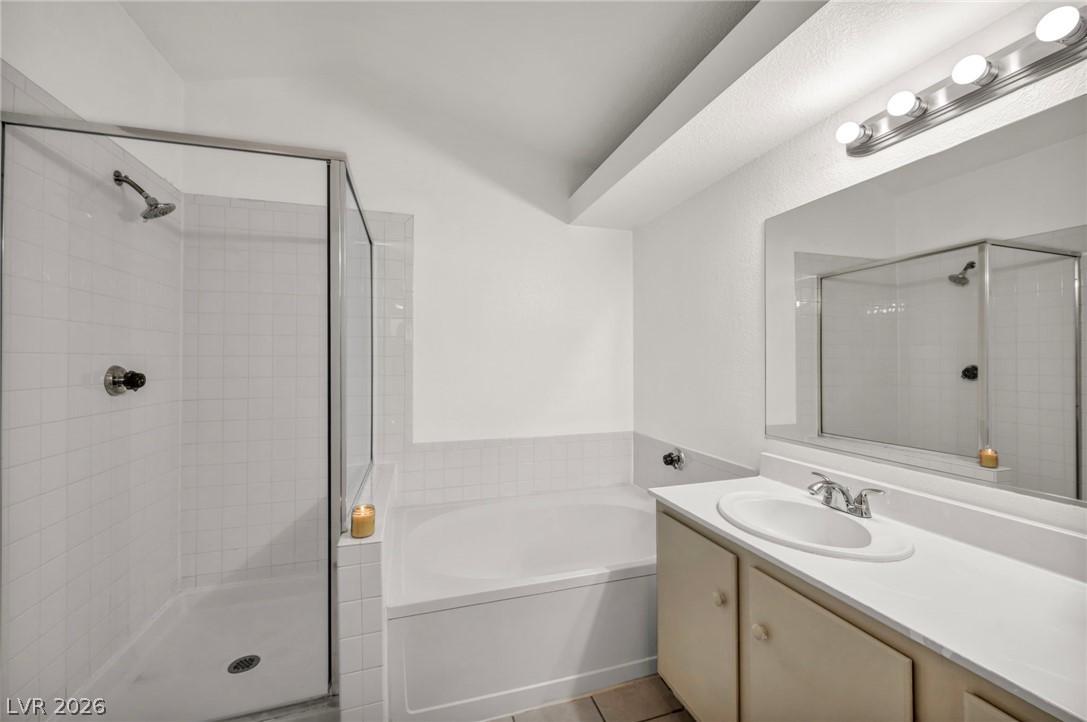 7803 Ravenhollow Lane