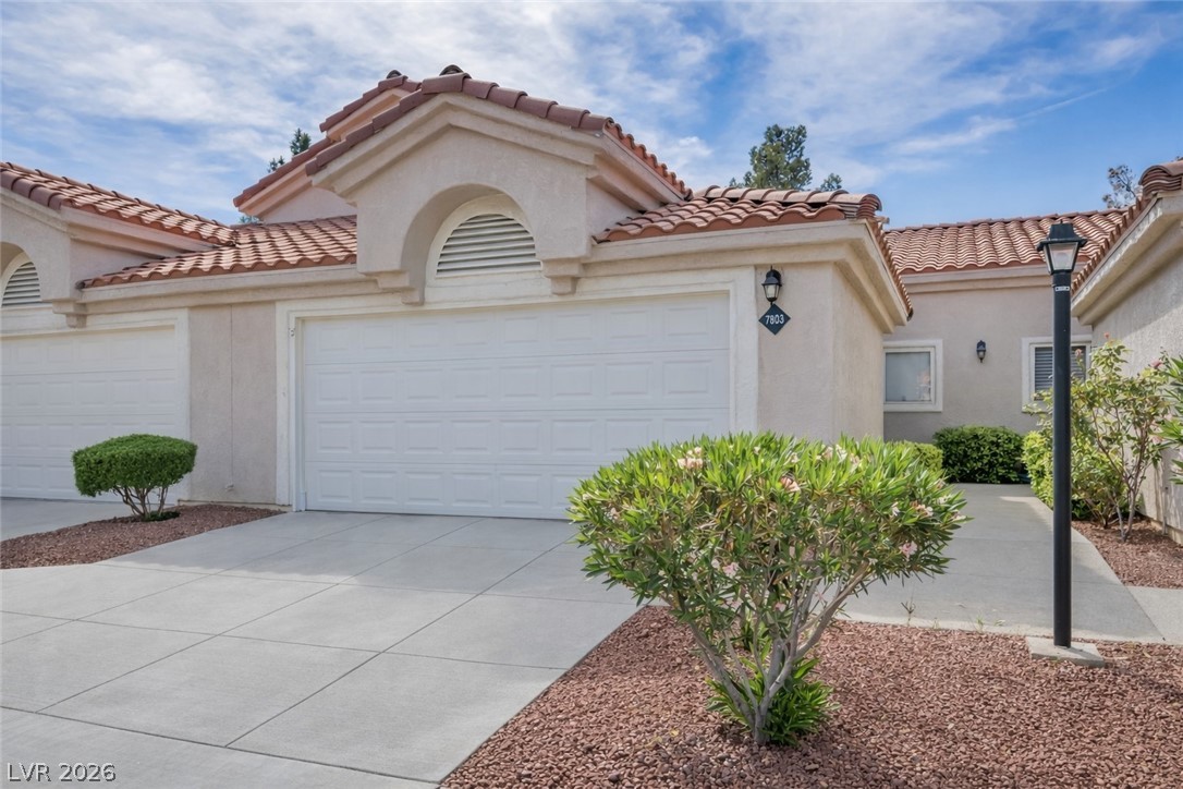7803 Ravenhollow Lane