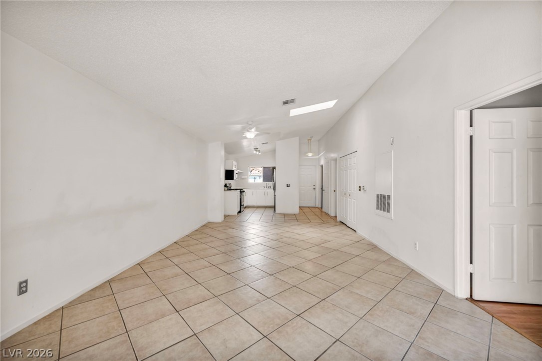 7803 Ravenhollow Lane