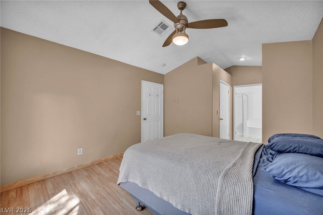 7803 Ravenhollow Lane