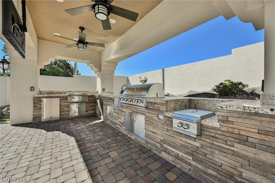 1721 South Tioga Way