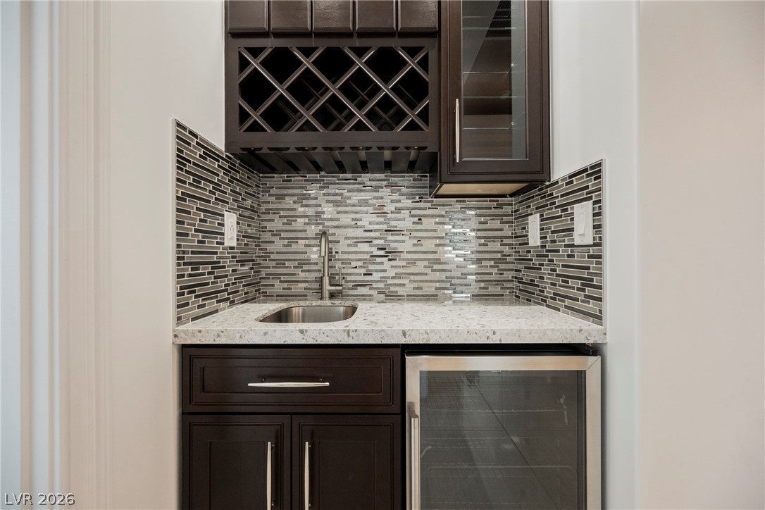 1721 South Tioga Way