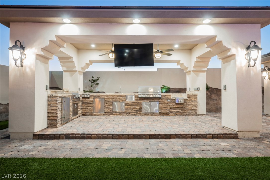 1721 South Tioga Way