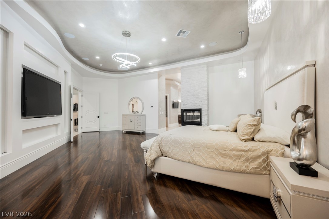 1721 South Tioga Way