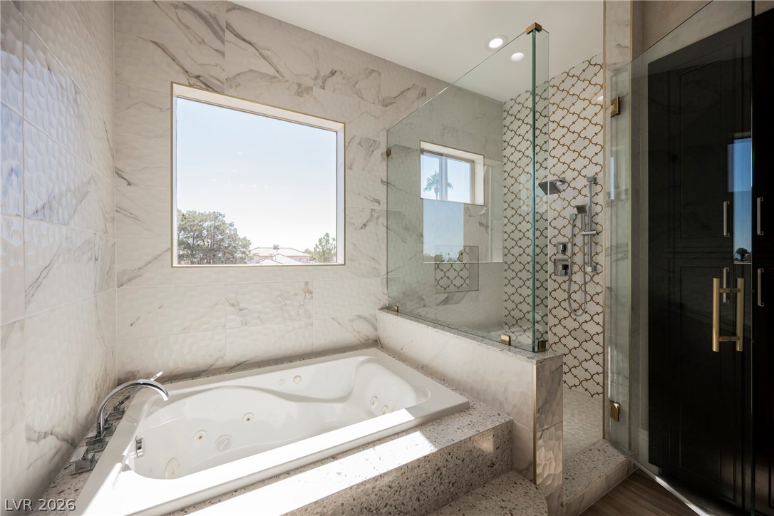 1721 South Tioga Way