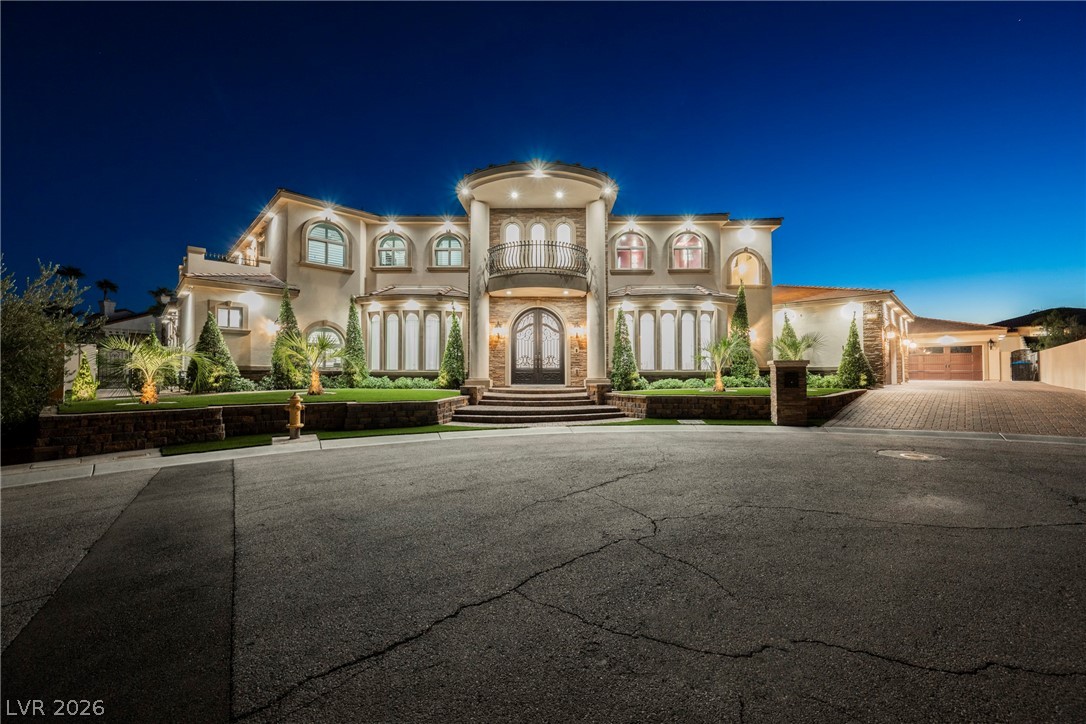 1721 South Tioga Way