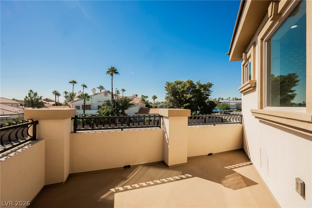 1721 South Tioga Way