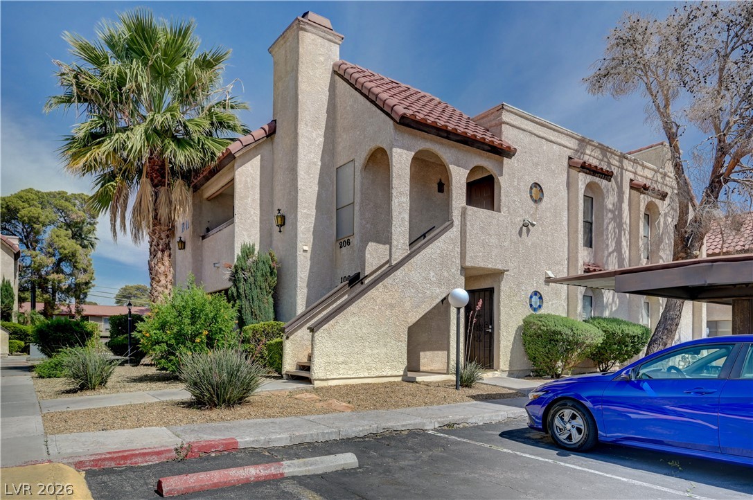 1751 East Reno Avenue 105