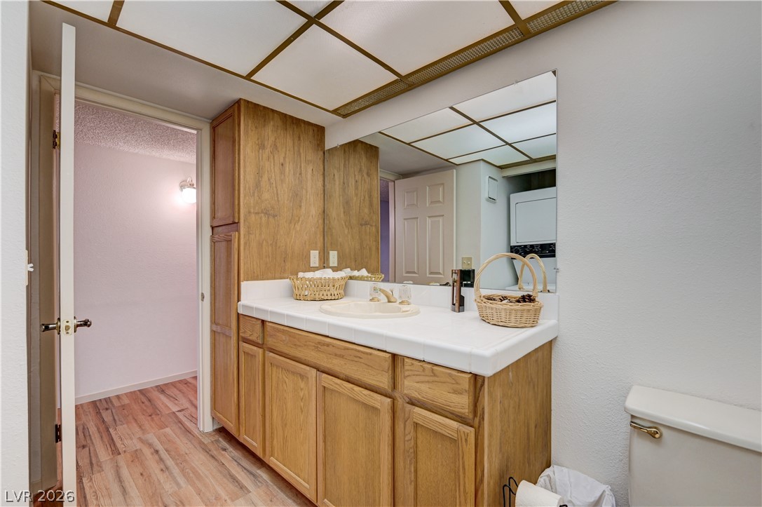 1751 East Reno Avenue 105