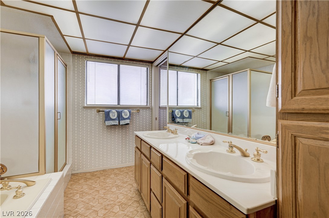 1751 East Reno Avenue 105